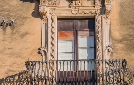 Sicilia-Sambuca-di-Sicilia-Particolare-Balcone-Ph.-Paolo-Barone.jpeg